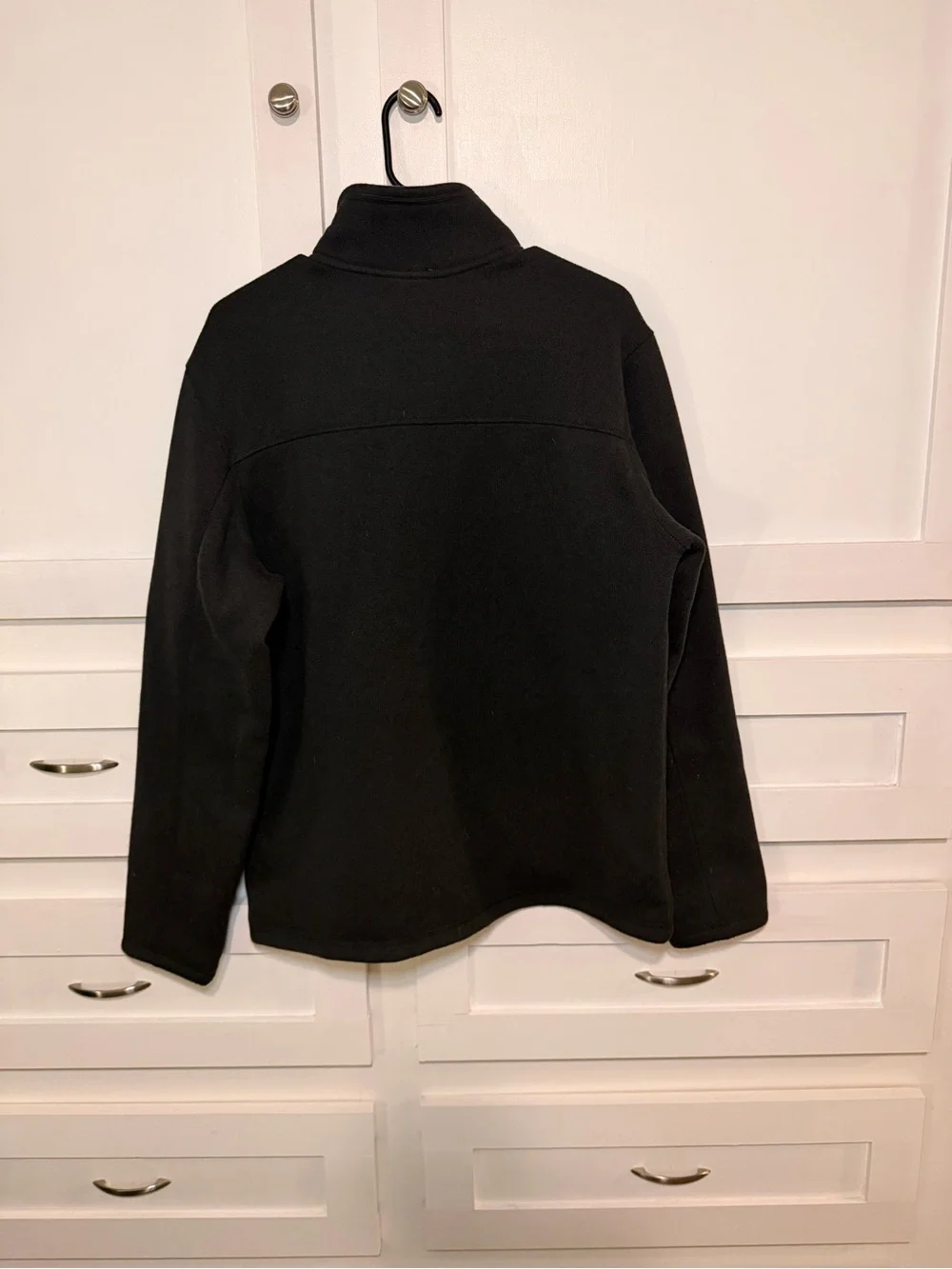 The North Face Men's Black Full-Zip Fleece Jacket with Logo Patch